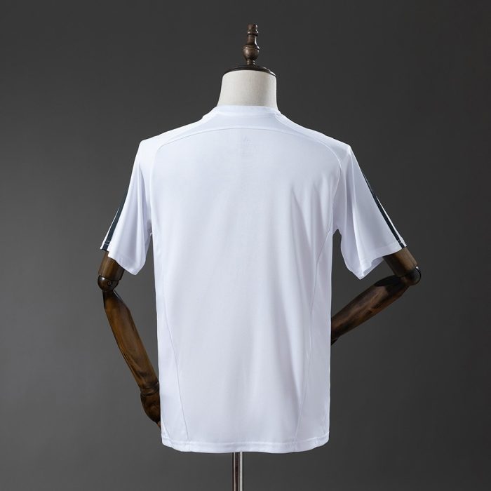 Real Madrid 25/26 Special Edition - 图片 7