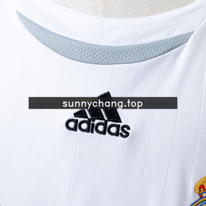 Real Madrid 06/07 Home Retro Shirt - 图片 3