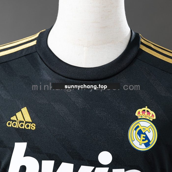 Real Madrid 2011-2012 Away Retro Shirt - 图片 6