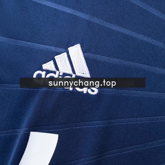 Real Madrid 10/11 Away Retro Jersey - 图片 4