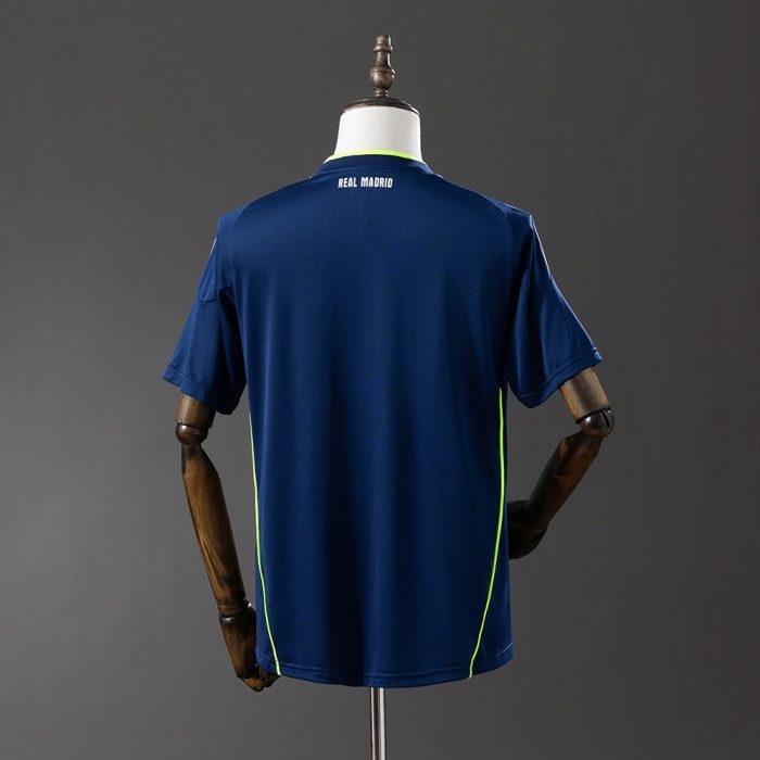 Real Madrid 10/11 Away Retro Jersey - 图片 8