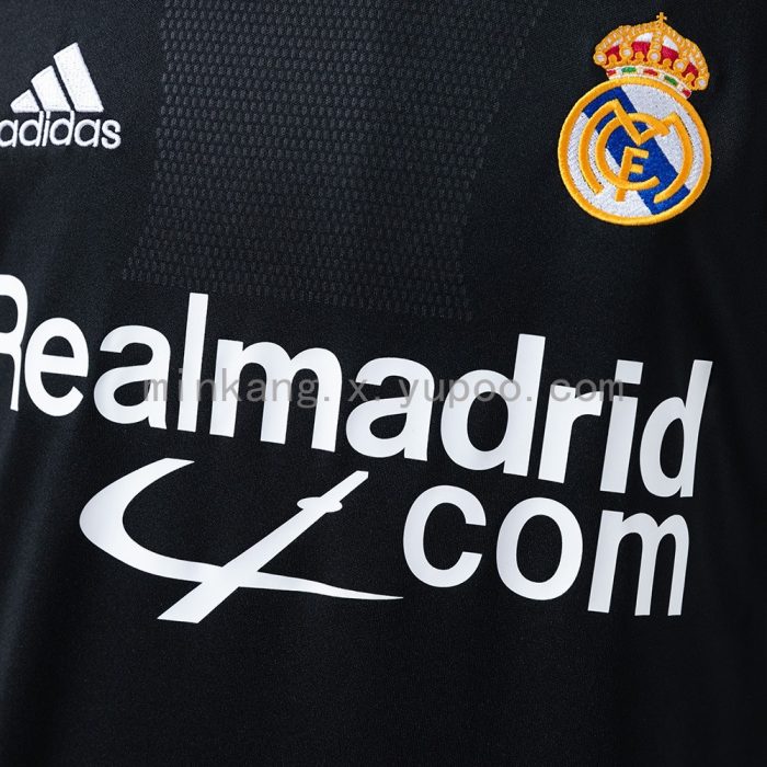 Real Madrid 2001/02 Away Retro Shirt - 图片 5