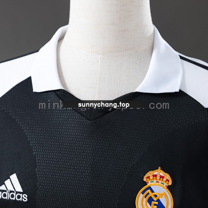Real Madrid 2001/02 Away Retro Shirt - 图片 6