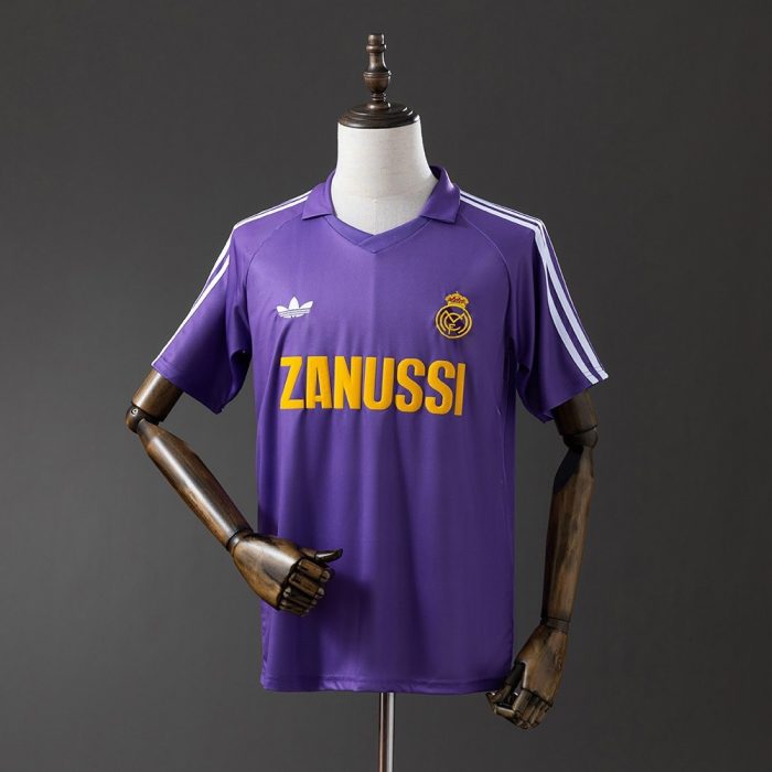 Real Madrid 1984-1985 Away Retro Shirt - 图片 8