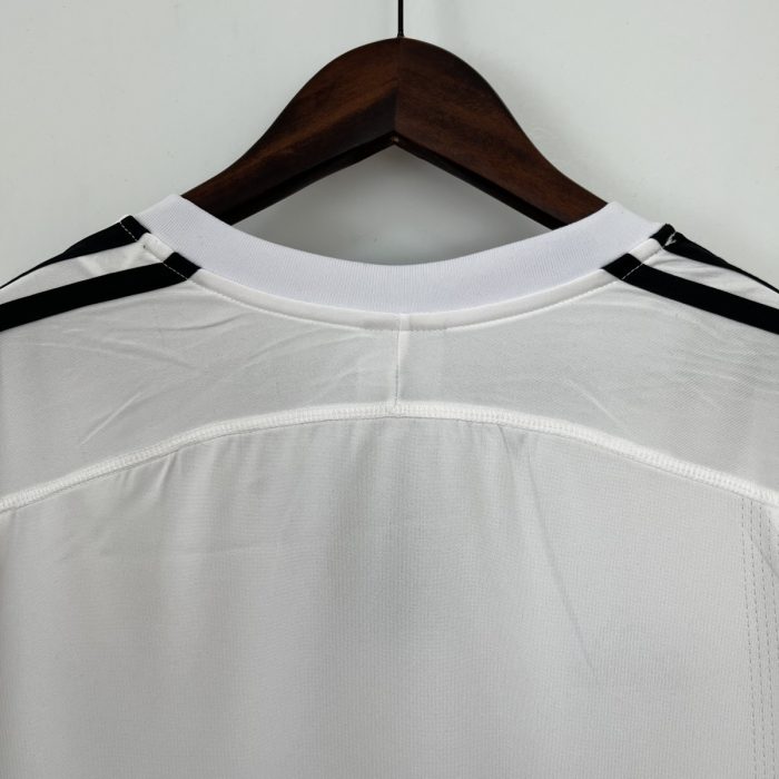 Real Madrid 2003/2004 Home Retro Shirt - 图片 5