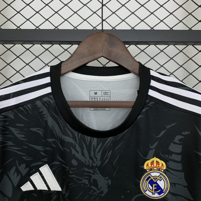 Real Madrid 25/26 Special Edition - 图片 9
