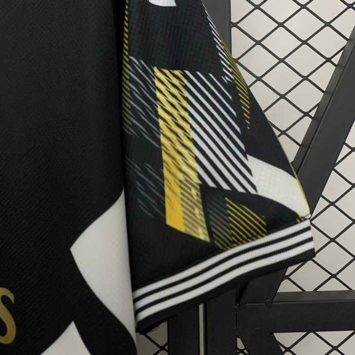 Real Madrid 25/26 Special Edition - 图片 6