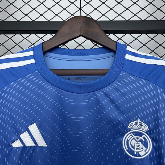 Real Madrid 25/26 Special Edition - 图片 2