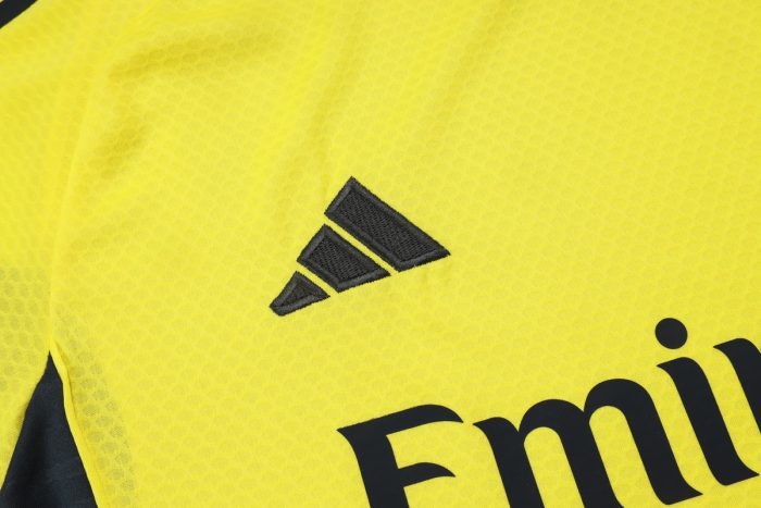 Real Madrid Yellow Short Sleeve Training Suit - 图片 4