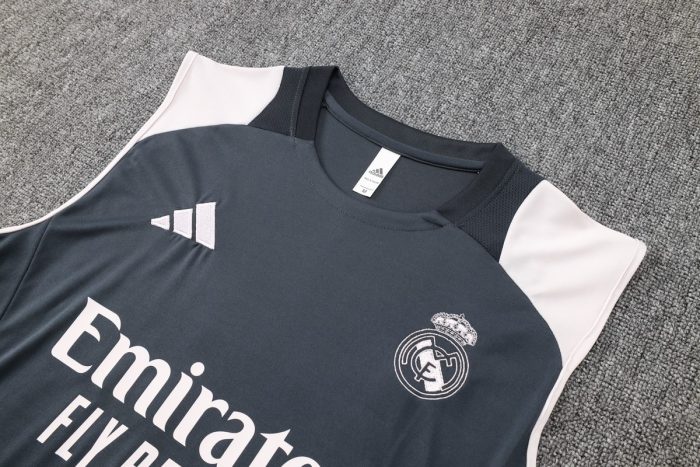 Real Madrid 24-25 Vest Grey - 图片 6