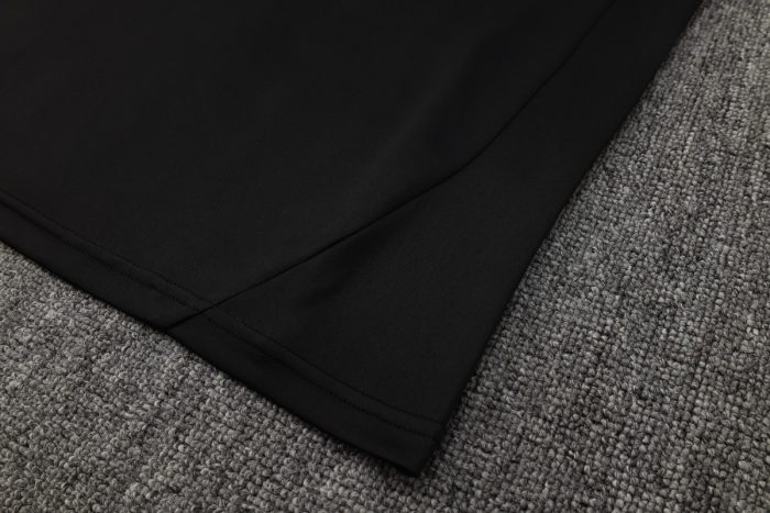 Real Madrid Black Half-Zip Jacket - 图片 3