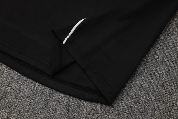 Real Madrid Black Half-Zip Jacket - 图片 4