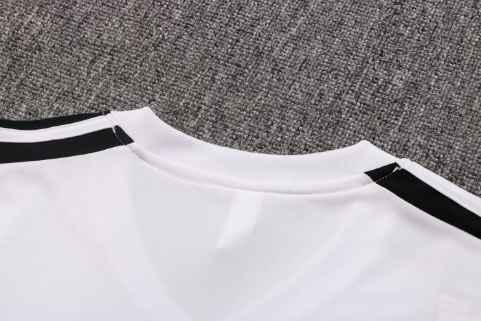 Real Madrid 22/23 White Vest - 图片 3