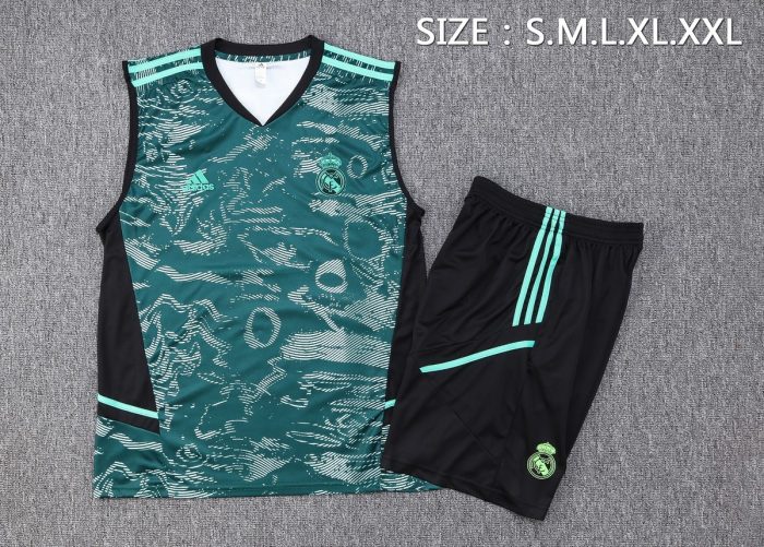 Real Madrid 23/24 Green Vest - 图片 2