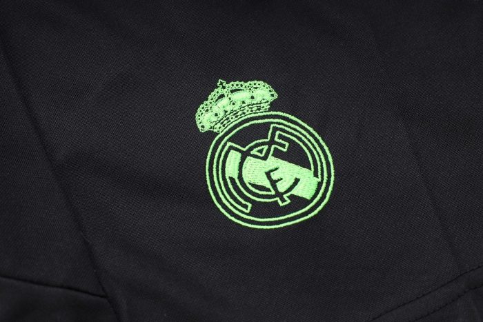 Real Madrid 23/24 Green Vest - 图片 3