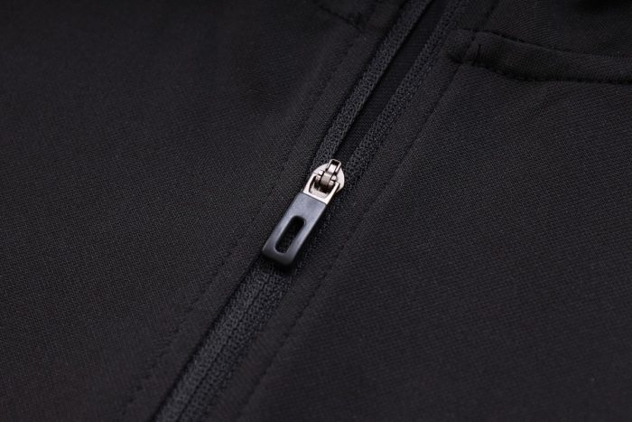 Real Madrid 23-24 Black Half-Zip Jacket - 图片 6