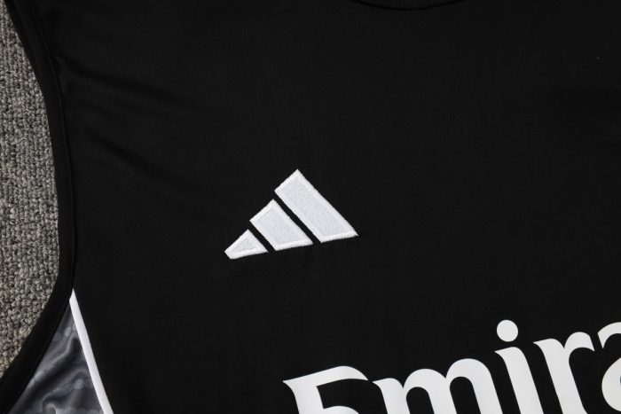 Real Madrid Black Vest - 图片 6