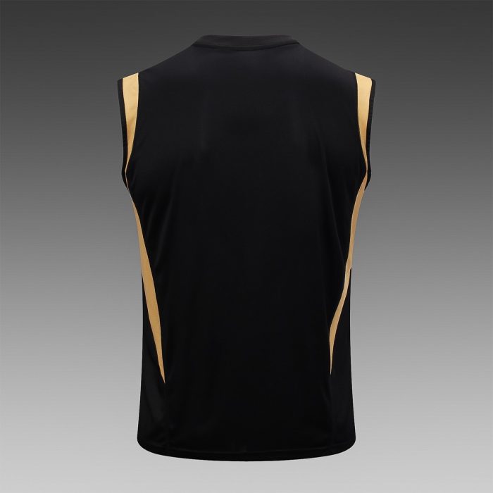 Real Madrid 23/24 Black Vest - 图片 3