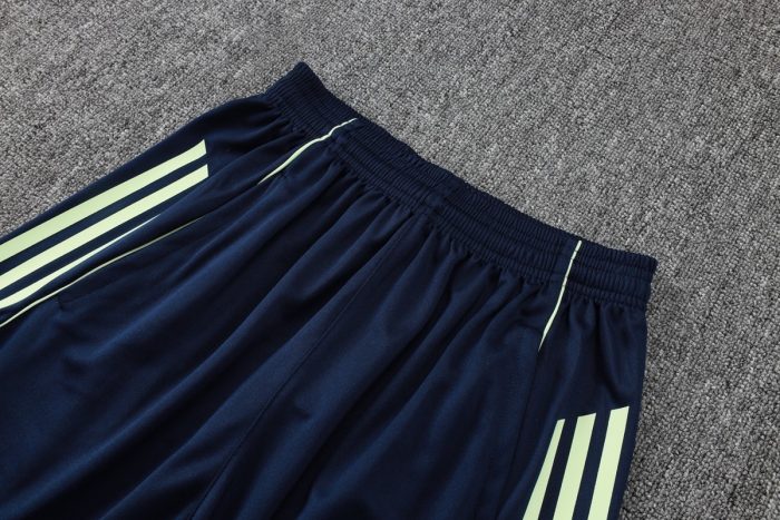 Real Madrid Light Green Short Sleeve Training Suit - 图片 4