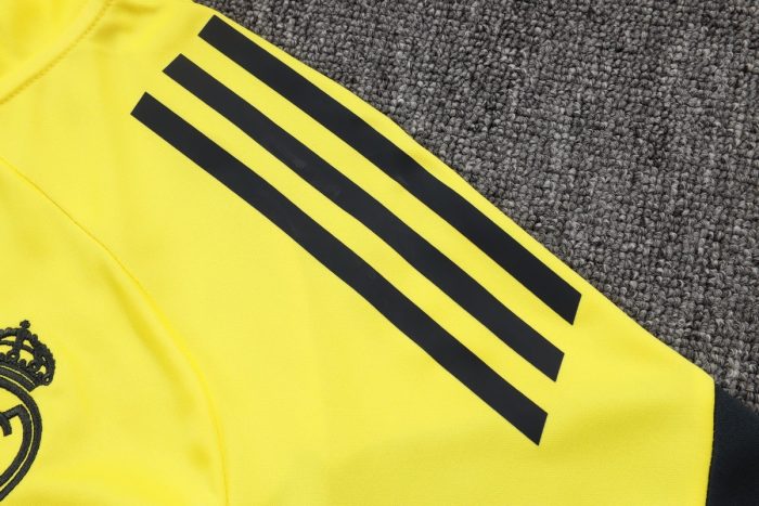 Real Madrid Yellow Half-Zip Jacket - 图片 5