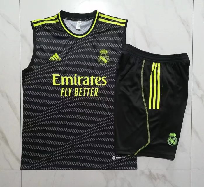 Real Madrid 23/24 Black Full Body Spray Ink Vest - 图片 9