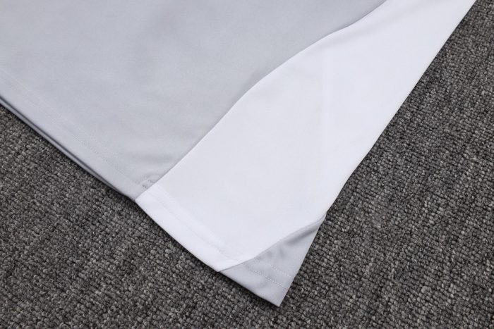 Real Madrid 25/26 Vest Grey White - 图片 3
