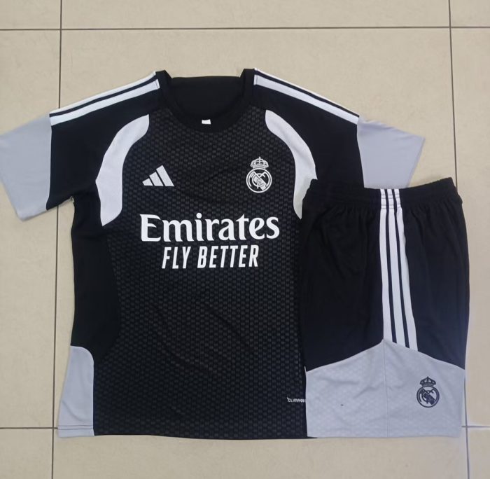 Real Madrid 26/27 Black Short Sleeve Training Shirt - 图片 9
