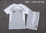 Real Madrid Grey White Short Sleeve Training Suit - 图片 2
