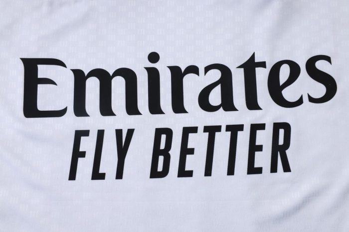 Real Madrid White Vest - 图片 5