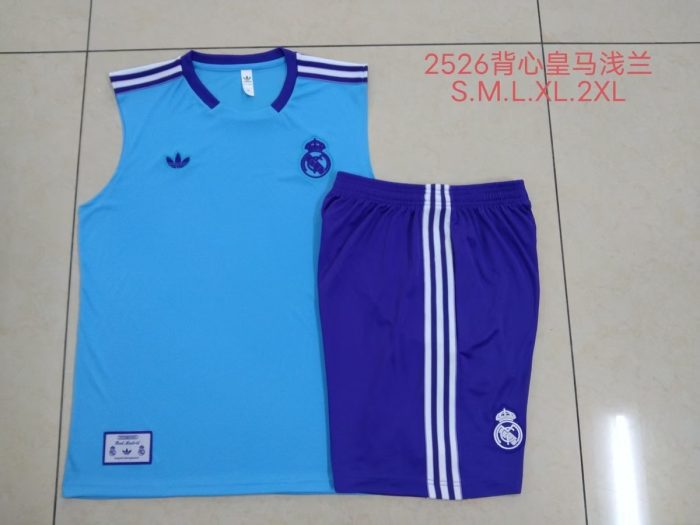 Real Madrid Light Blue Retro Vest - 图片 9