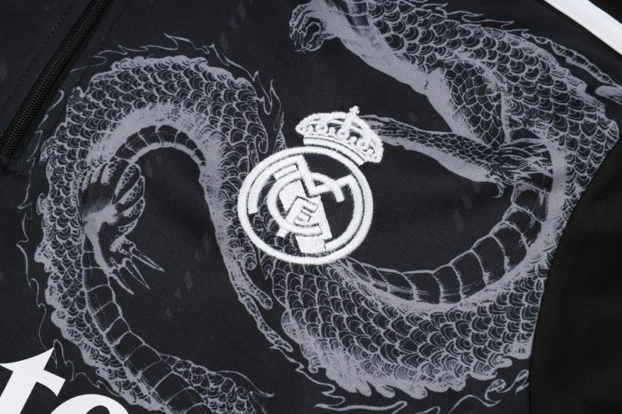 Real Madrid 24/25 Black Ink Splatter Half-Zip Jacket (White Trim on Shoulders) - 图片 7