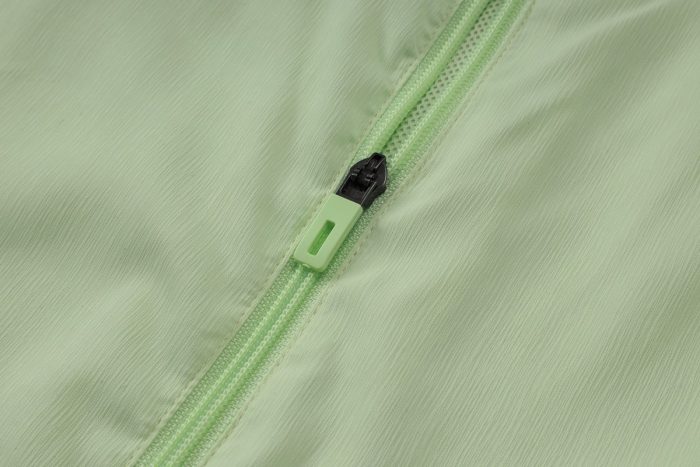 Real Madrid 25/26 Light Green Windbreaker - 图片 5