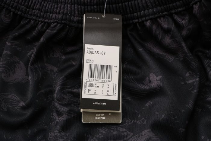 Real Madrid 21/22 Long Zip Hoodie Black - 图片 2