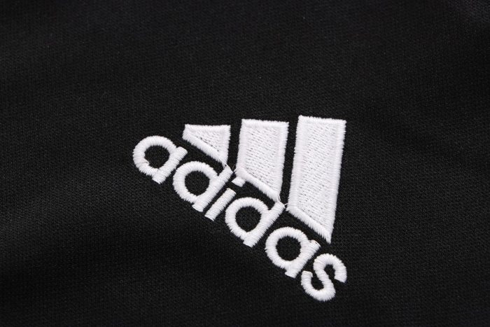 Real Madrid 22-23 White Short Sleeve Training Set with 5-Panel Shorts - 图片 5