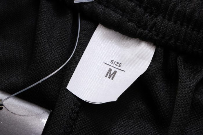 Real Madrid 22-23 White Short Sleeve Training Set with 5-Panel Shorts - 图片 7