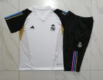 Real Madrid 23-24 White Short Sleeve Training Set with 3/4 Pants - 图片 9