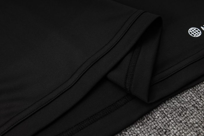 Real Madrid 23-24 Half Zip Jacket Black with White Trim - 图片 4
