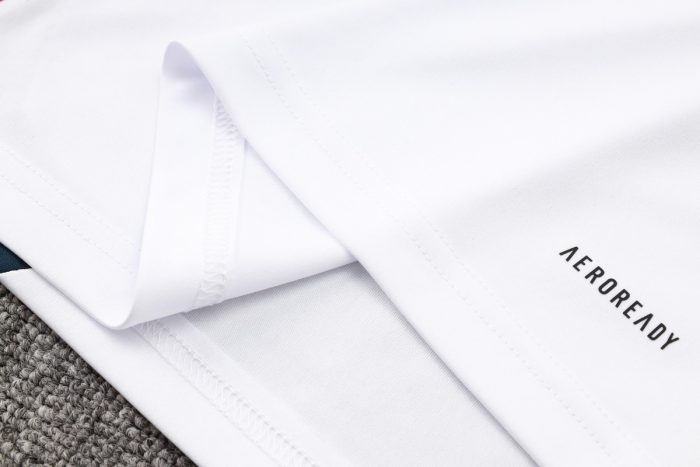 Real Madrid 24-25 White Short Sleeve Training Set with 3/4 Pants - 图片 5