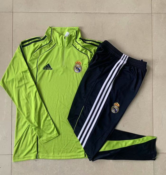 Real Madrid Retro Edition Kids' Half-Zip Jacket in Grass Green - 图片 4