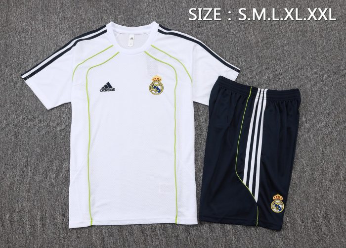 Real Madrid White Short Sleeve Training Suit with Green Trim - 图片 2