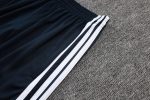 Real Madrid White Short Sleeve Training Suit with Green Trim - 图片 4