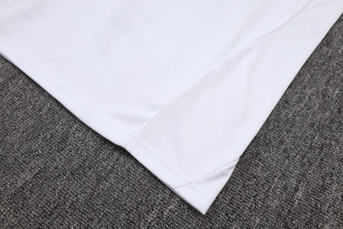 Real Madrid White Vest with Green Trim - 图片 3