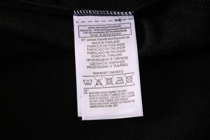 Real Madrid 2021 Long Zip Hoodie Black - 图片 3