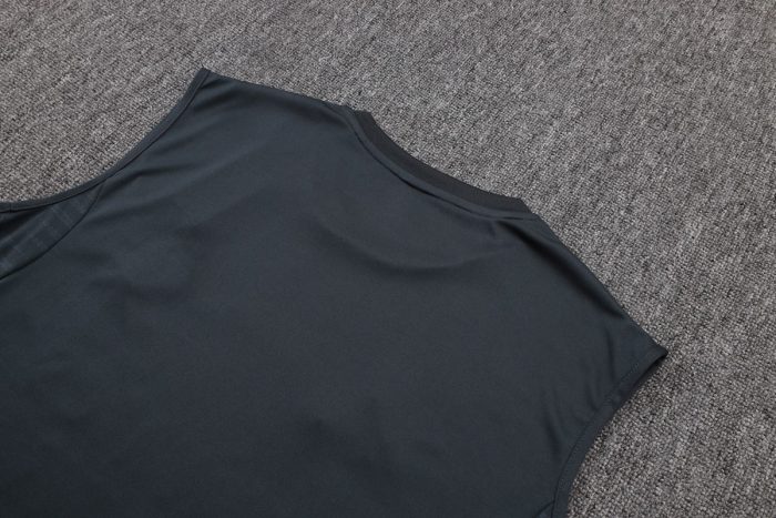Real Madrid Vest Dark Gray (Yellow Logo) - 图片 5