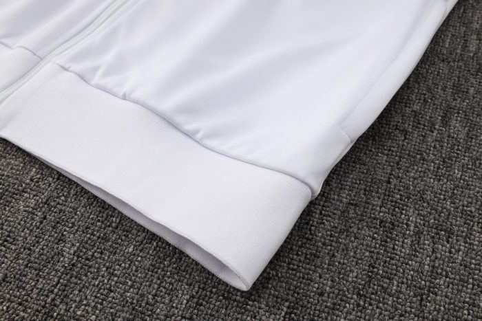 Real Madrid 24-25 White Retro Edition with Purple Collar - 图片 5