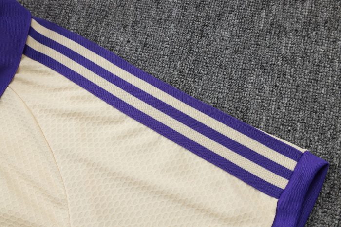Real Madrid Vintage Polo Shirt in Apricot - 图片 6