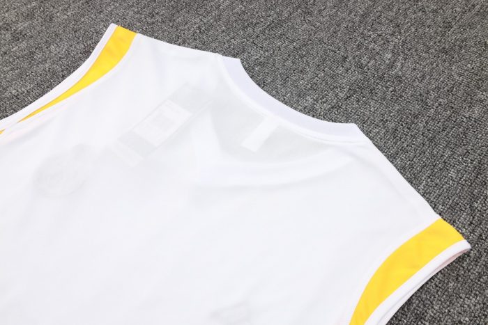 Real Madrid 23-24 White Vest with Black Chest Logo - 图片 4