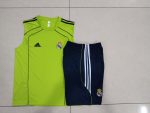 Real Madrid Green Retro Vest - 图片 9