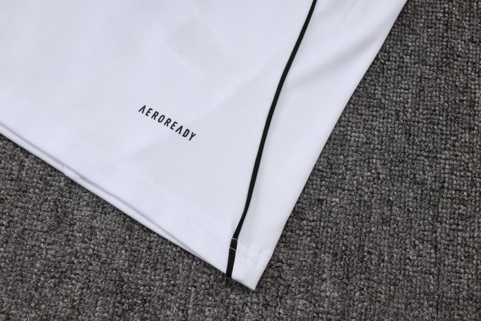Real Madrid White Vest with Sleeve Ink Splatter - 图片 3