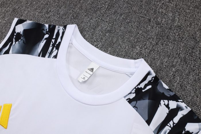 Real Madrid White Vest with Sleeve Ink Splatter - 图片 5